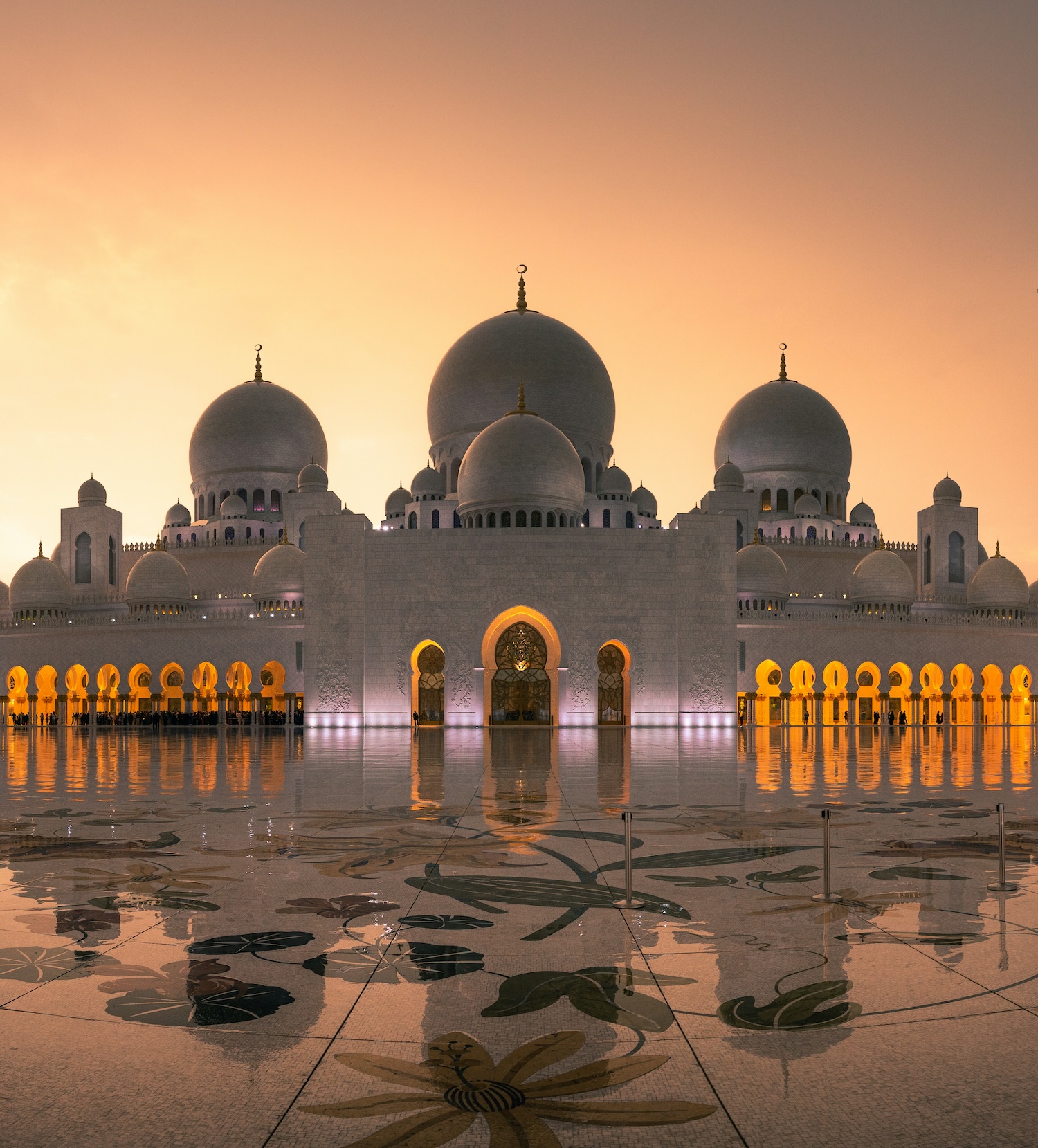 Sheikh Zayed Grand Mosque Center - 5th Street - Abu Dhabi | United Arab Emirates | Swift Travel