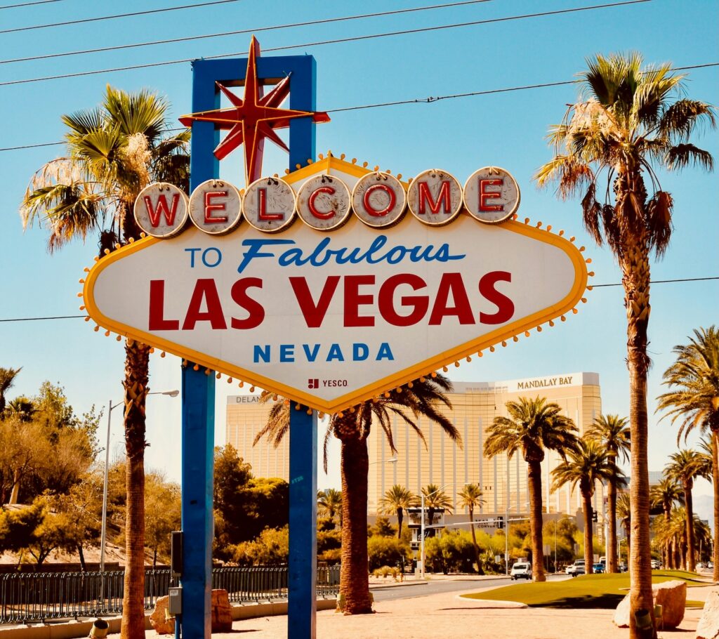 Welcome to Las Vegas, Nevada | USA | Swift Travel