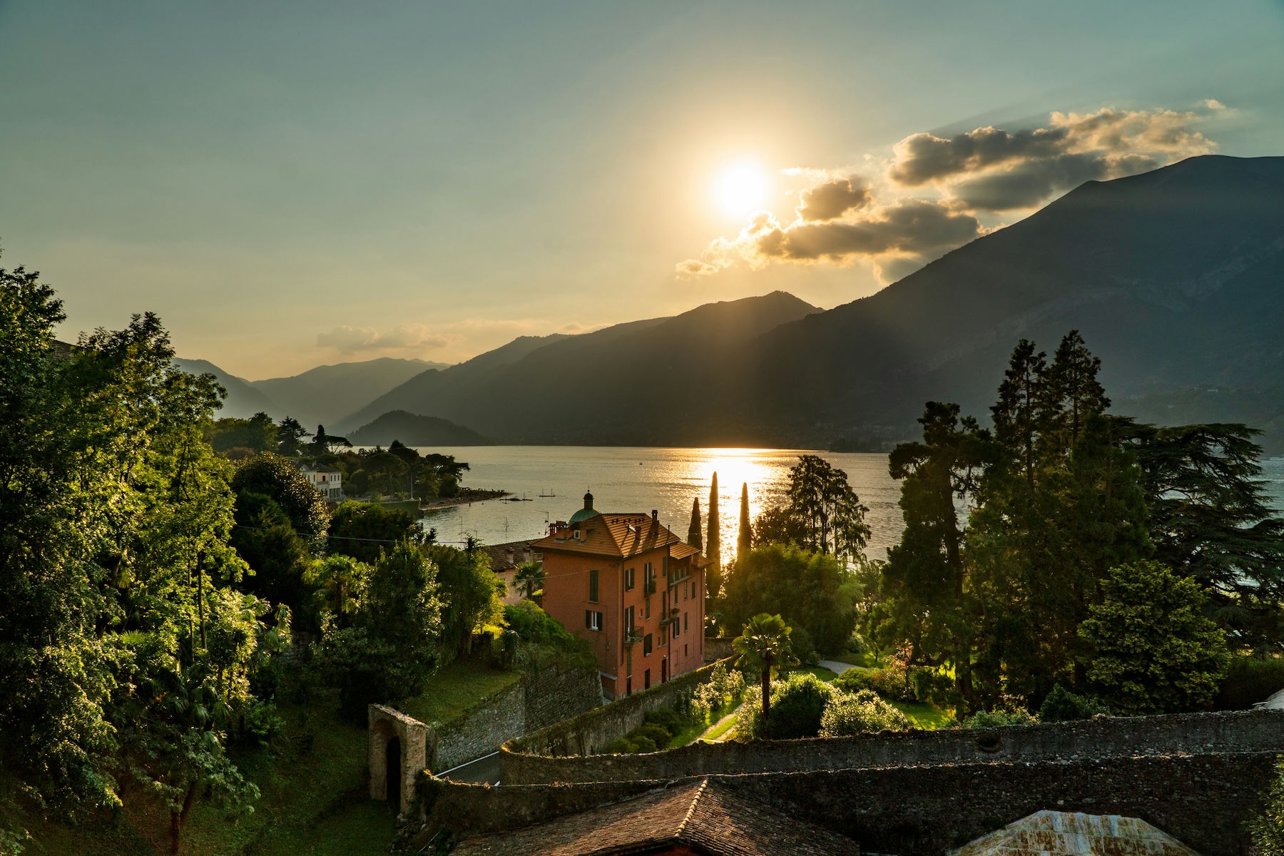 Lake Como View | Italy | Swift Travel