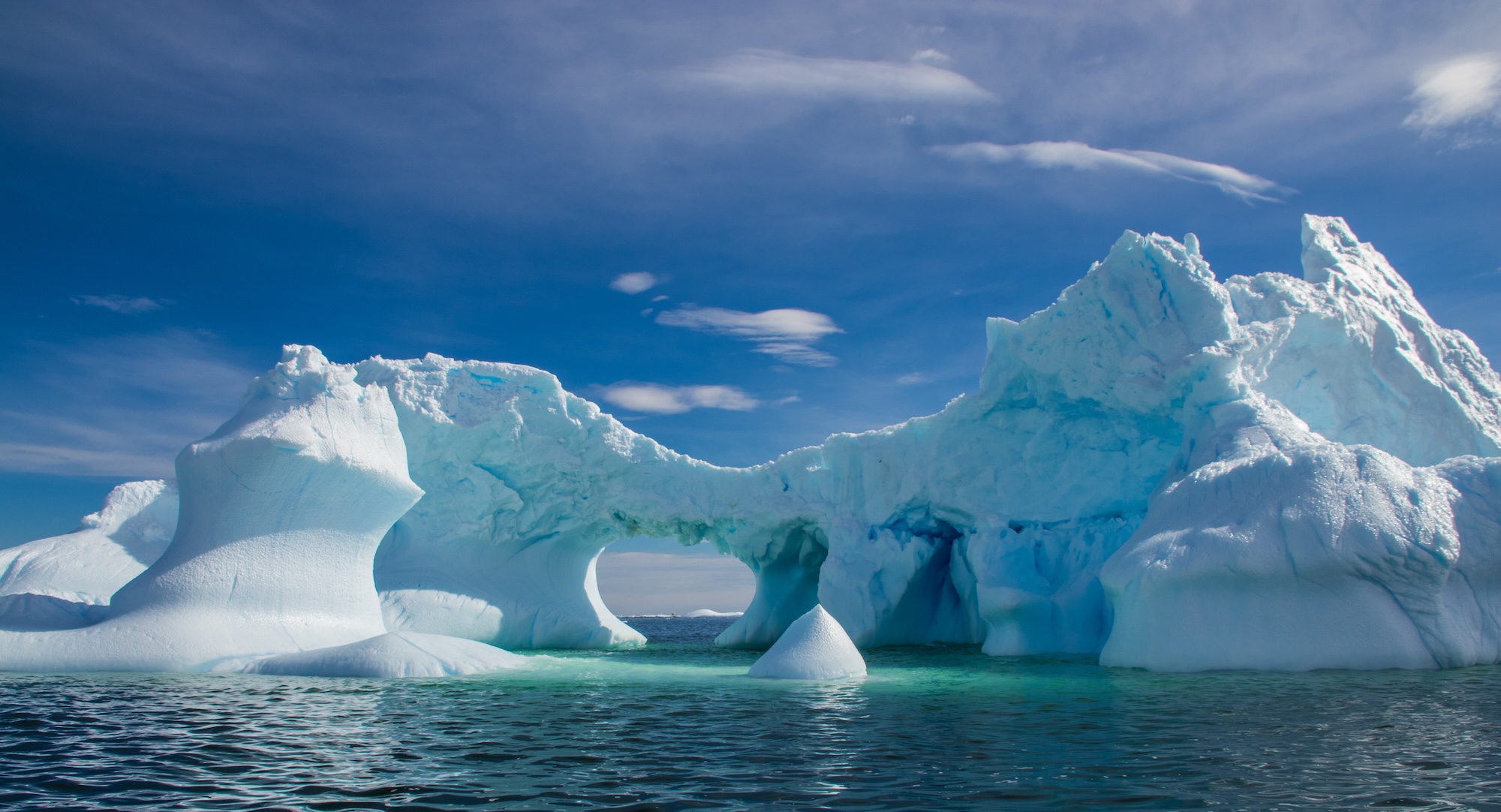 Discover the White Continent of Antarctica