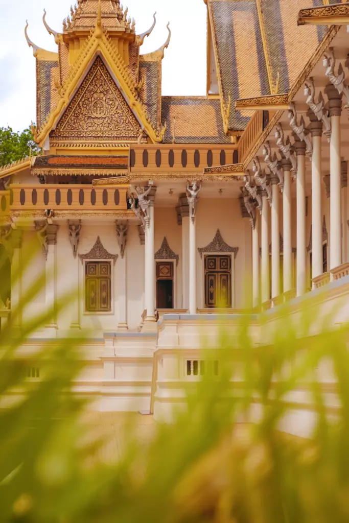 Raffles Hotel Le Royal, Phnom Penh | Cambodia | Swift Travel