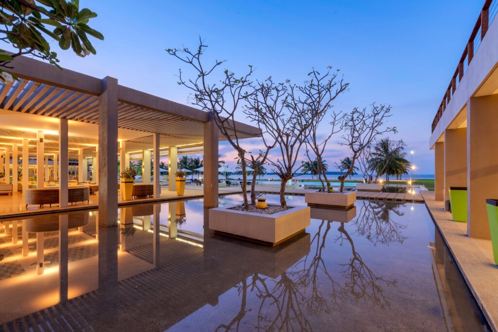 Amaya Beach, Pasikuda, | Sri Lanka | Swift Travel