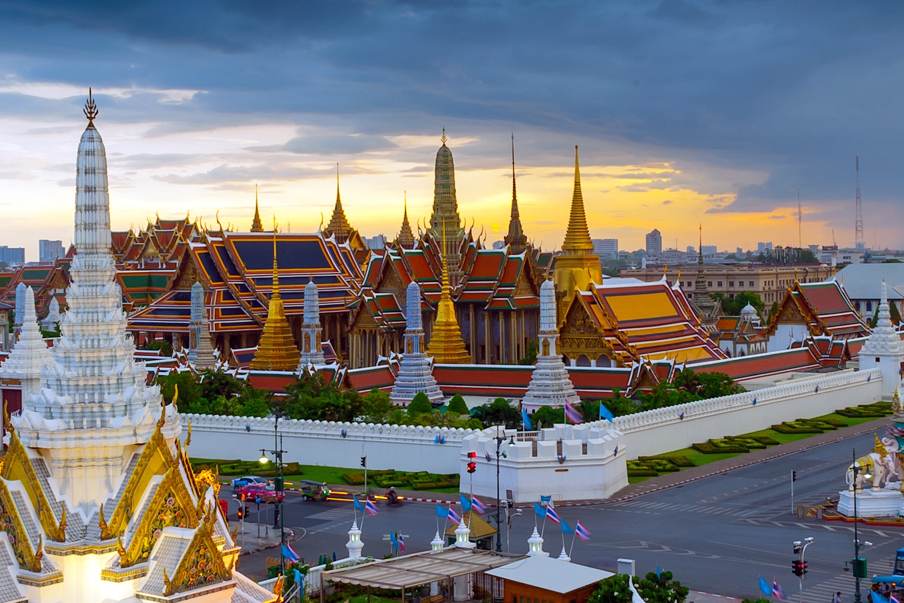 Temple of the Emerald Buddha within the Grand Palace | Thailand | Swift Travel