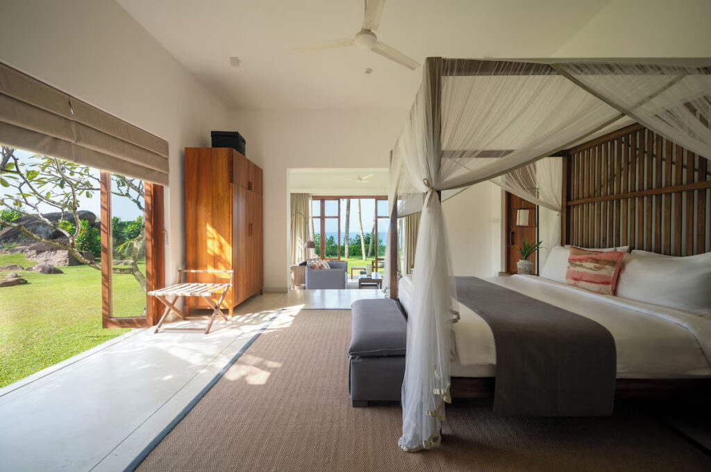 Kumu Beach, Balapitiya | Sri Lanka | Swift Travel